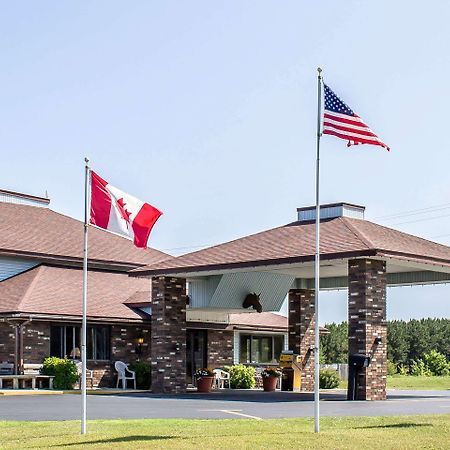 Quality Inn & Suites Newberry Exterior photo